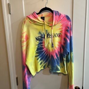 NOLA cropped Pastel Tie-Dye Hoodie